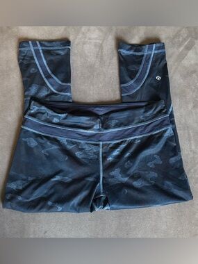 Lululemon Dark Navy Camo Align High-Rise Leggings